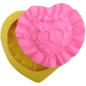 Силиконов калъп "Възглавница сърце с халки"