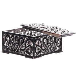 Пластмасова кутийка - сребърна - 6х6см