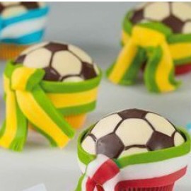 Форма за шоколадова отливка "Футболни топки" 