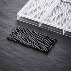 Поликарбонатна форма "Fluid"