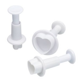 Комплект кутери с ежектор "Сърцa" - 3 елемента