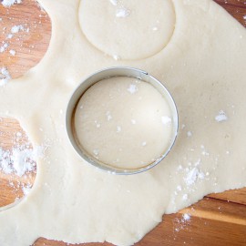 Mетален кутер "Кръг" Ø6,5см