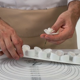 Лист за оформяне на листа от Кокиче